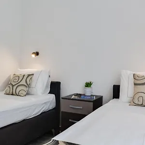 Kastelina Apartman