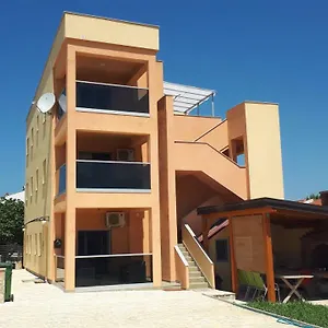  Apartament Merjem