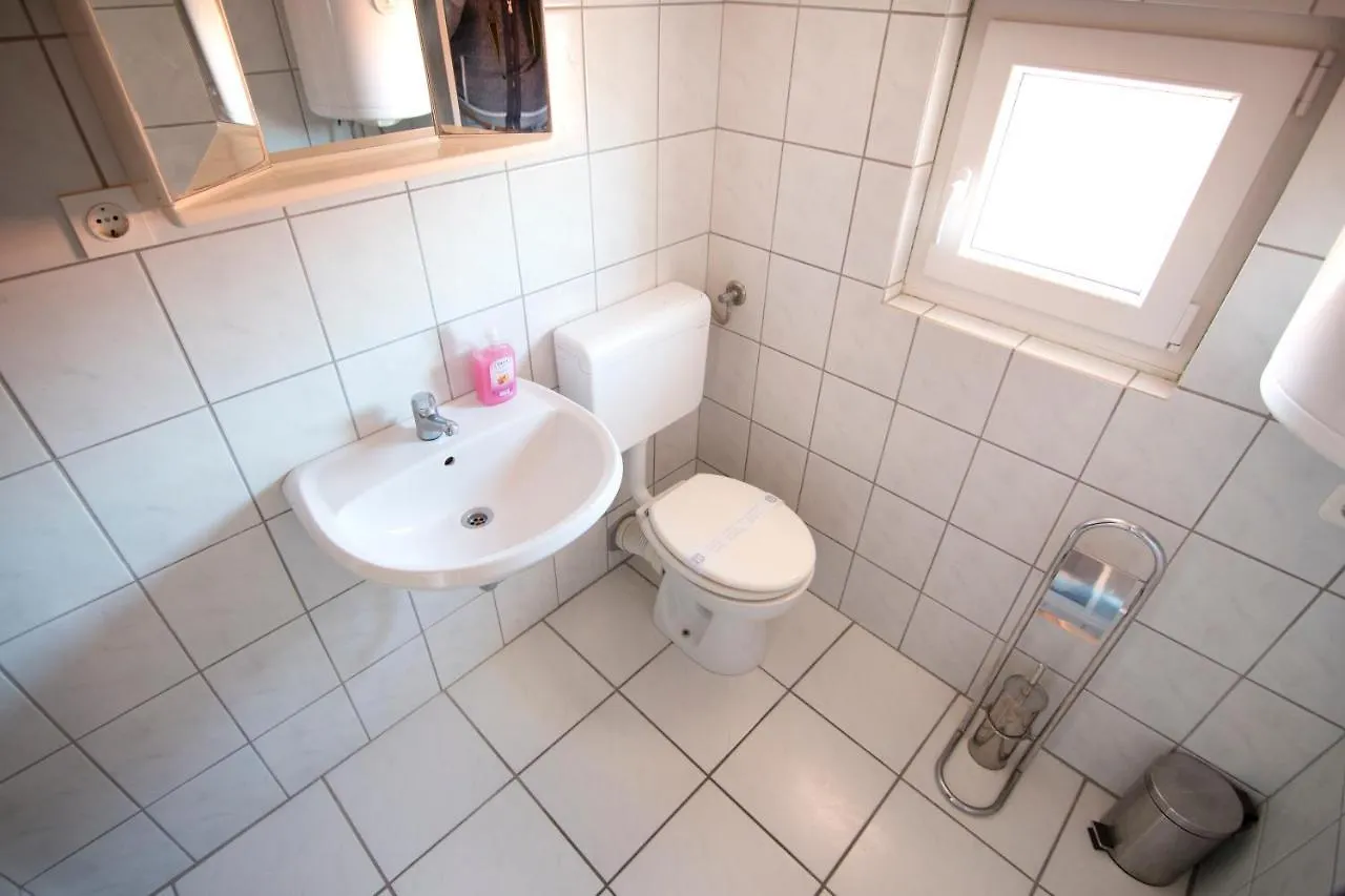 Apartmani Juric Vir