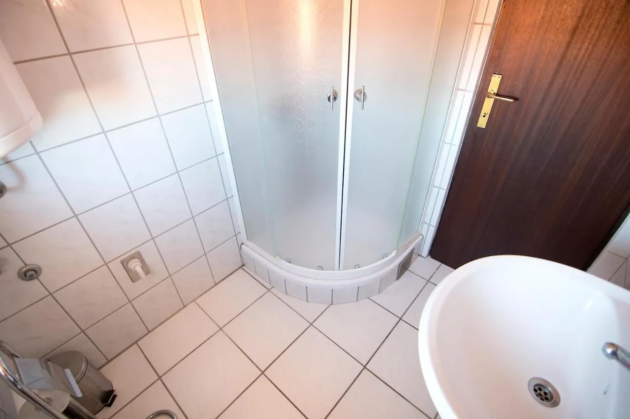 Apartmani Juric Vir Apartment